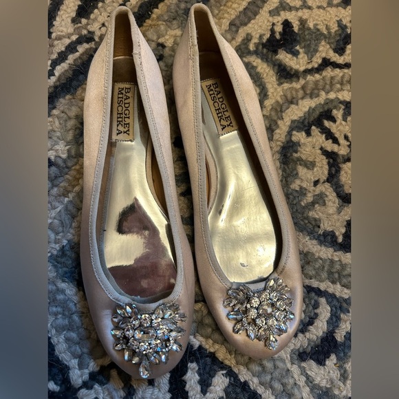 Badgley Mischka Embellished Flats - Picture 2 of 6